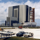 Illustration for article titled Amazing photos from NASAs vaults show how they assembled Apollo 11